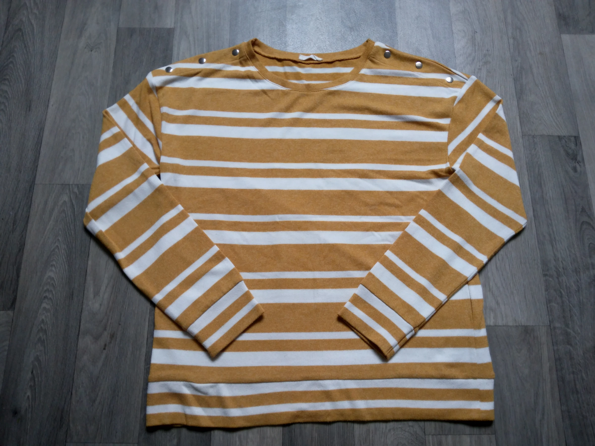Pull femme T.L